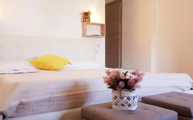 Deluxe Room Yellow sea Balconies