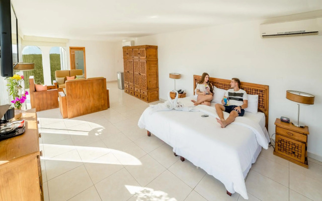 Uxmal Resort Maya