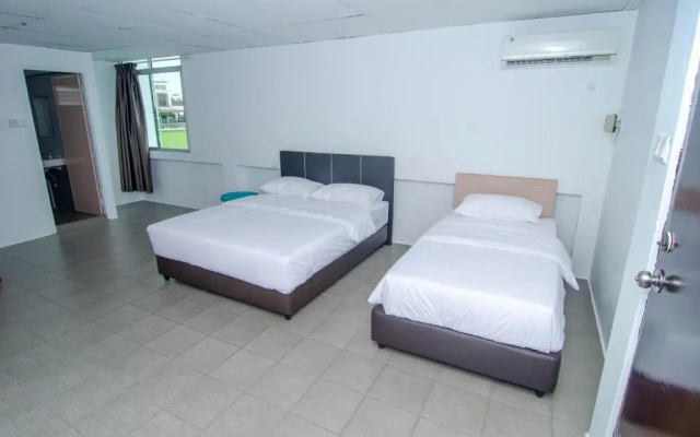 G Star Motel