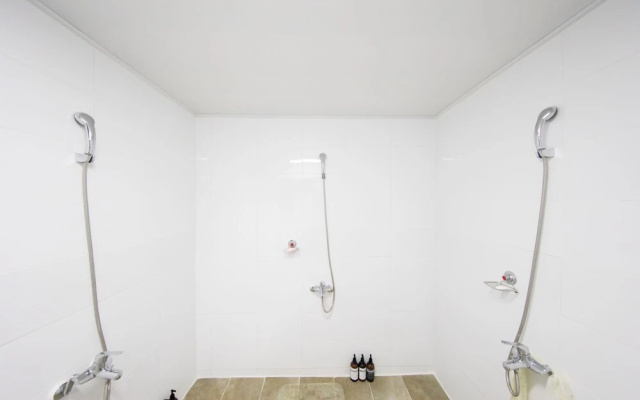 Rgb House Hostel