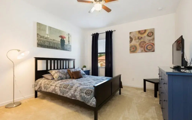 Veranda Palms IHR 1004