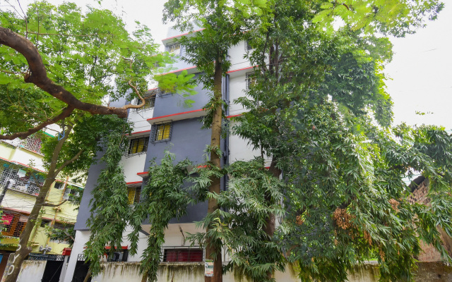 Oyo Flagship 76077 Adri Hotels 2