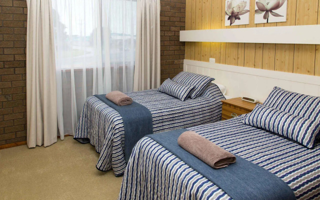 Sandpiper Apartments