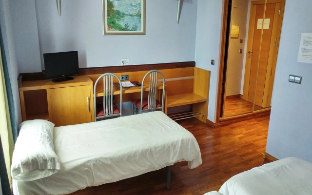 Hotel Isur Llerena