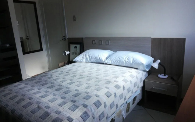 Hostal Verdi - Adults Only