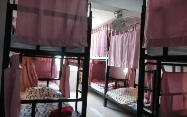 Arisa Hostel