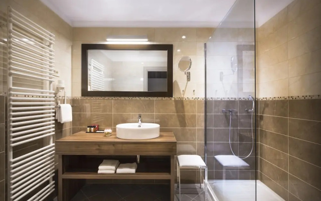 Remisens Casa Rosa, Annexe
