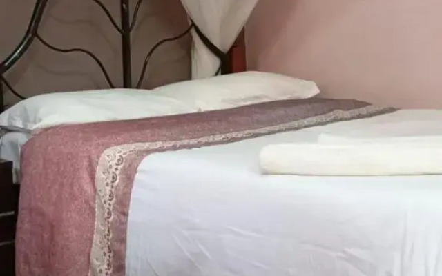 Hunters Lodge Hotel