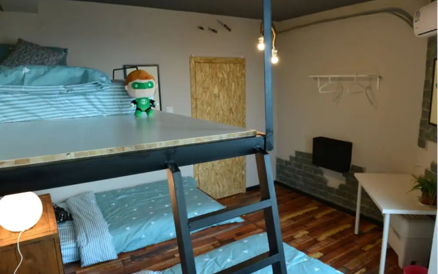 Xia Mai Xi Hostel