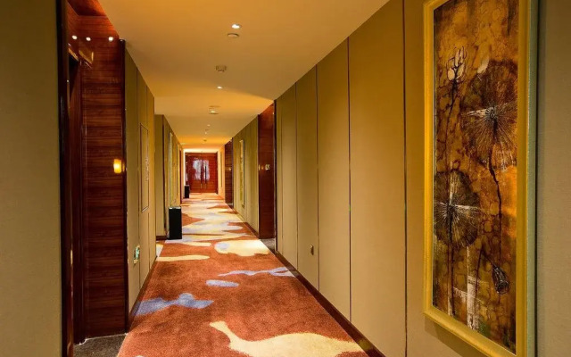 Yichang Jinshi Hotel