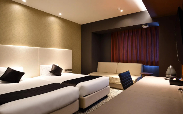 Hotel AQUA CITTA Naha