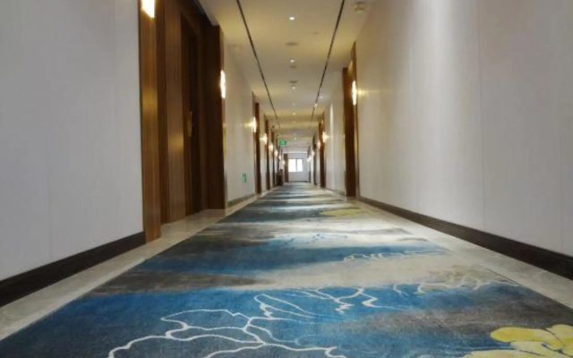 Wanting Hotel (Guangzhou Baiyun Railway Station Xinshi Baixin Plaza)