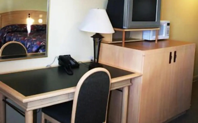 Woodland Motor Inn