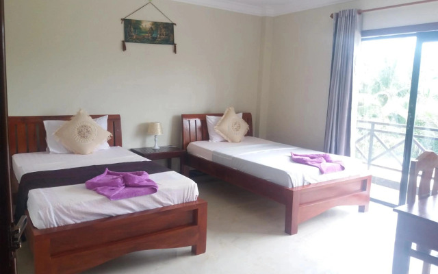 Blue Diamond Hostel