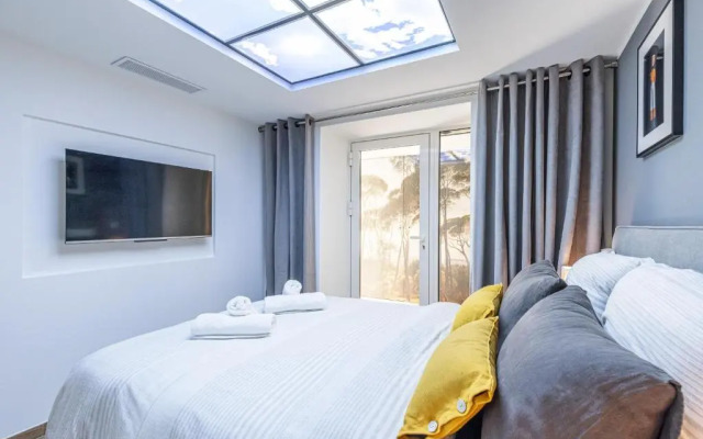 Luxury 3 Bdr Garden & Parking - Angels' Garden
