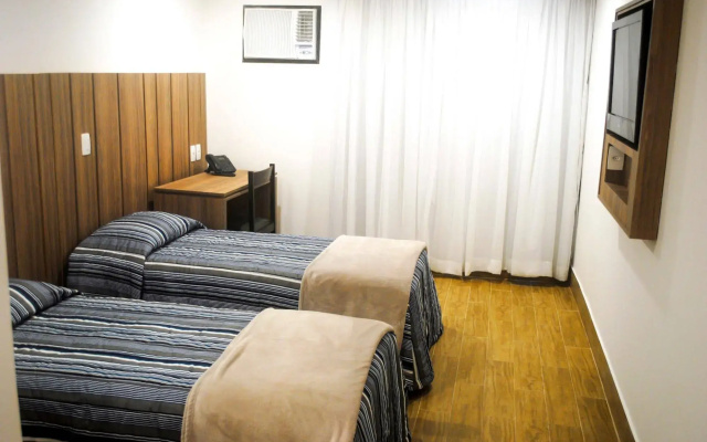 Hotel Serramar