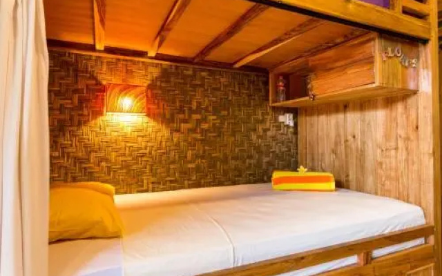 Sleepy Croc Hostel