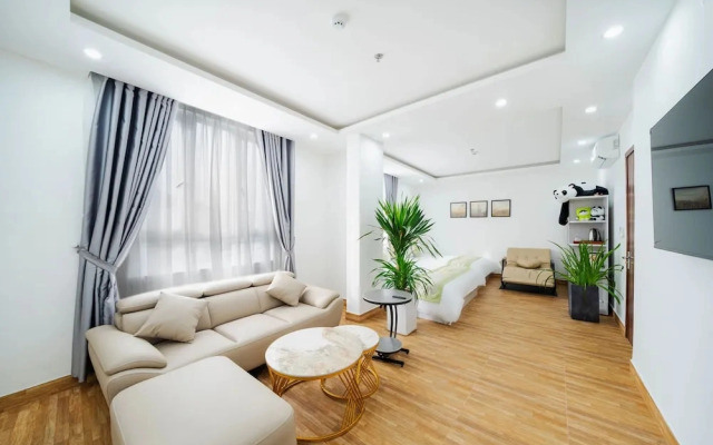 Chiori Seaside Hotel Da Nang