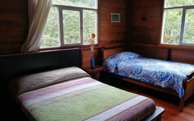 Mindo Paradise Hosteria