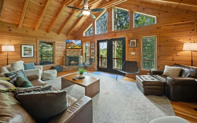 The Mountainbriar Lodge