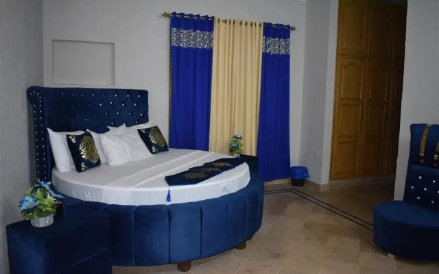 Galaxy Lodge