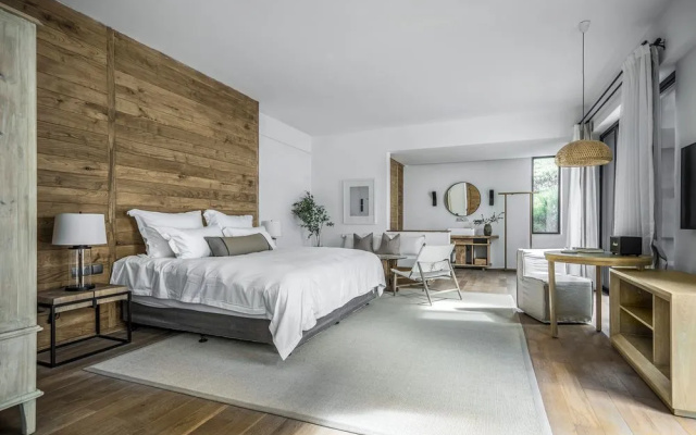 Sunyata Pure House