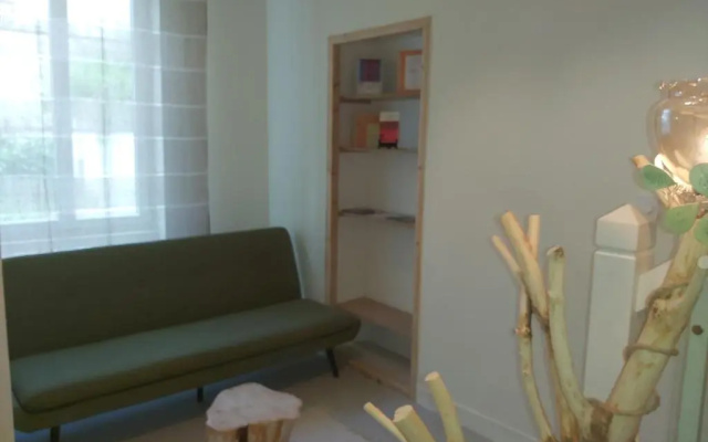La Maison Du 16