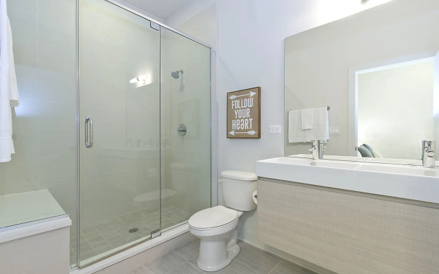 Bright 2BR in Bucktown by Sonder