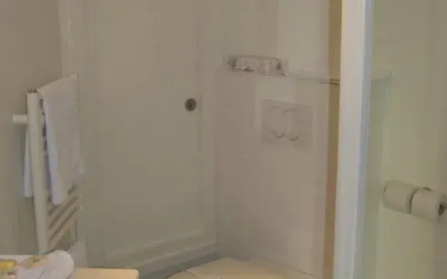 Kyriad Annemasse Hotel