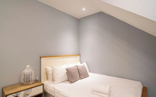 Ebenezer Street Retreat - Spacious 4 Bedroom House