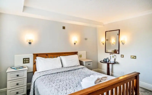 OYO Mountain Park Hotel