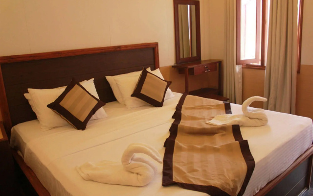 Samaya Fort Hotel