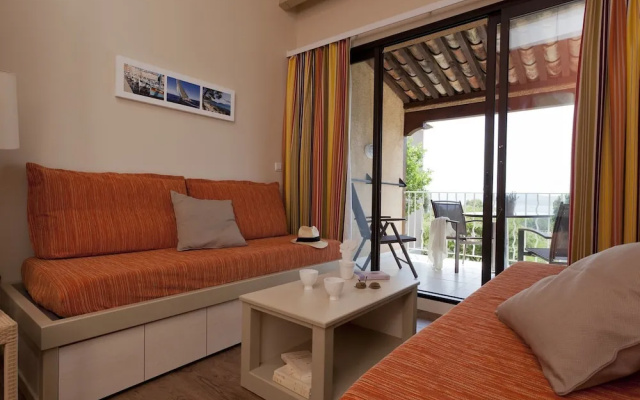 Provençal Apartment Near the Beautiful bay of Saint-tropez
