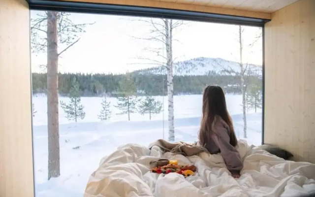 Kuuru Lakeside Suites