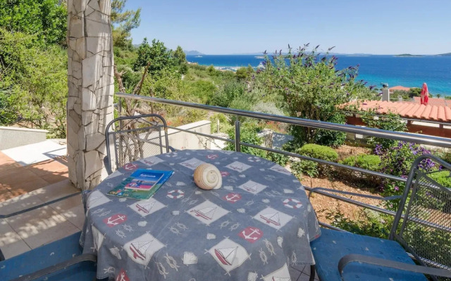Apartments Villa Karmen