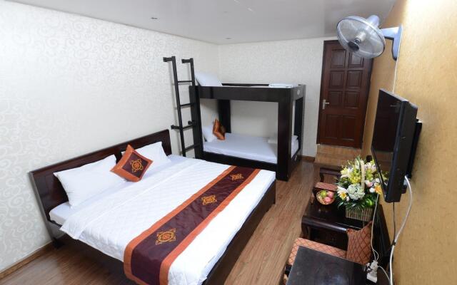 Hanoi Backpackers Hostel The Original Ханой комната для гостей
