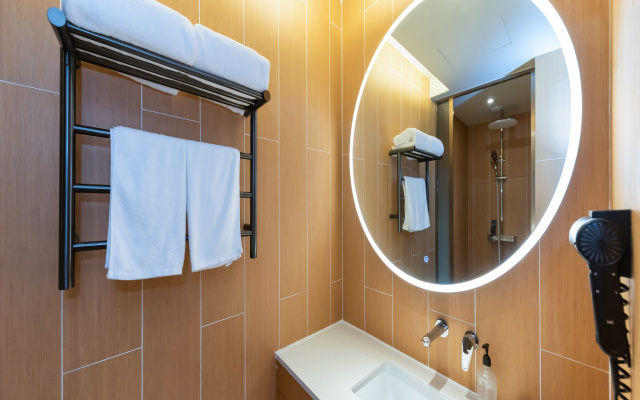 Ji Hotel Shanghai People's Square Fujian Middle Road