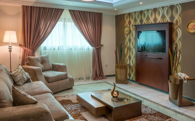 Safari Hotel Apartment (Formerly Ewa Safari)