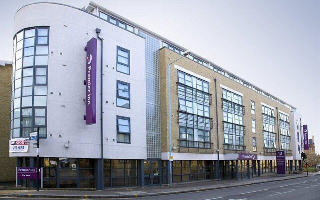 Premier Inn London Kew Bridge 0