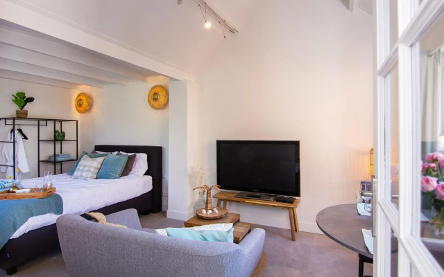 Coast Guesthouse