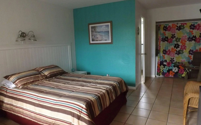 Palm Breeze Hotel