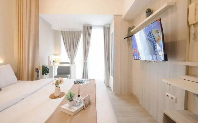 Wooden Accent Studio At Tokyo Riverside Pik 2 Apartment