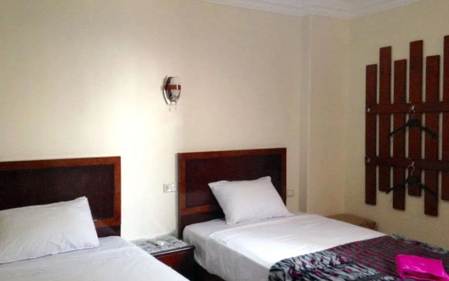 Giza Pyramids View Guest House