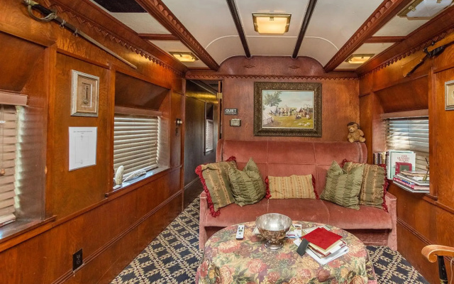Pullman Train Car