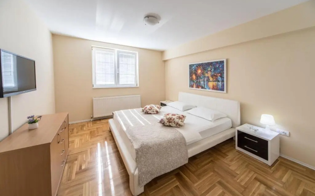 F Apartmani Kragujevac - Luxuary Business Suites