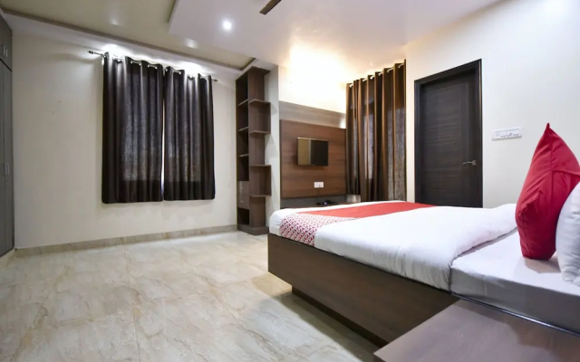 Collection O 12421 Hotel GT View