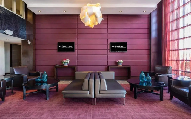 Sandman Signature Winnipeg Airport Hotel & Suites