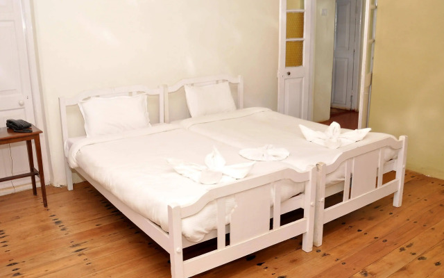 Wyoming Heritage Bungalow Ooty