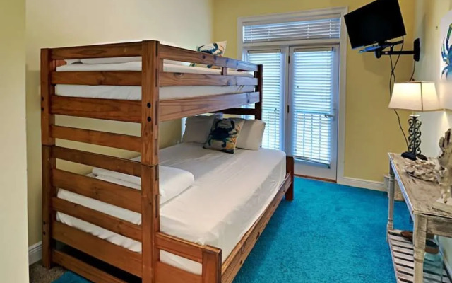 Three Sisters by Southern Vacation Rentals