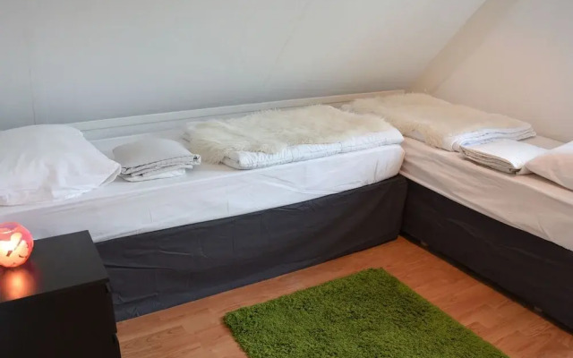 Comfy Holiday Home in Noordwijkerhout near Beach